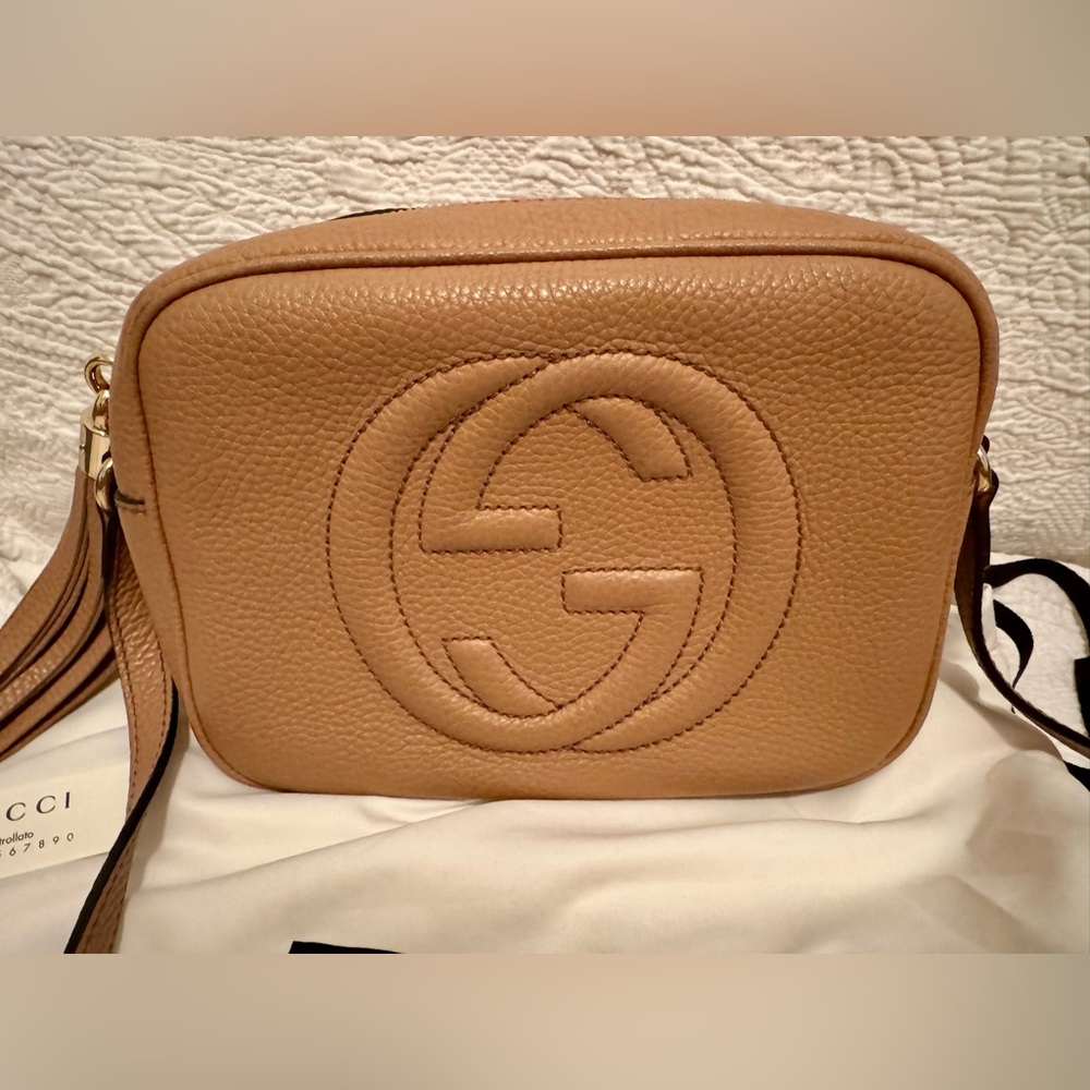 Gucci Soho Disco Bag in Camelia